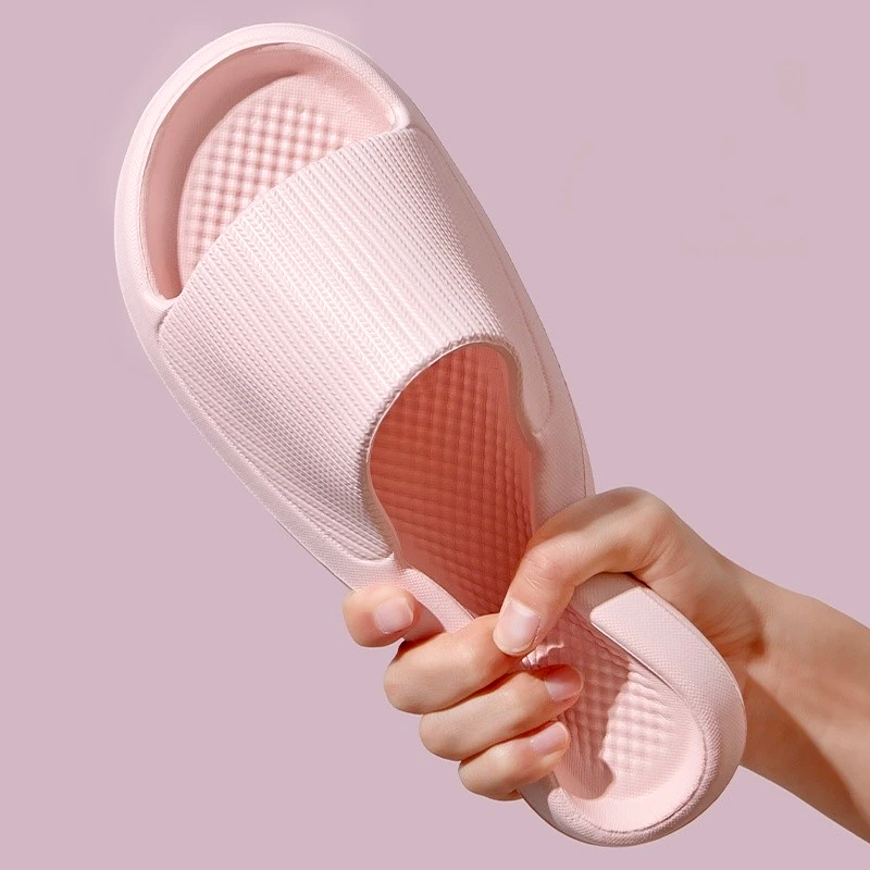 Pluff Cloud Slippers