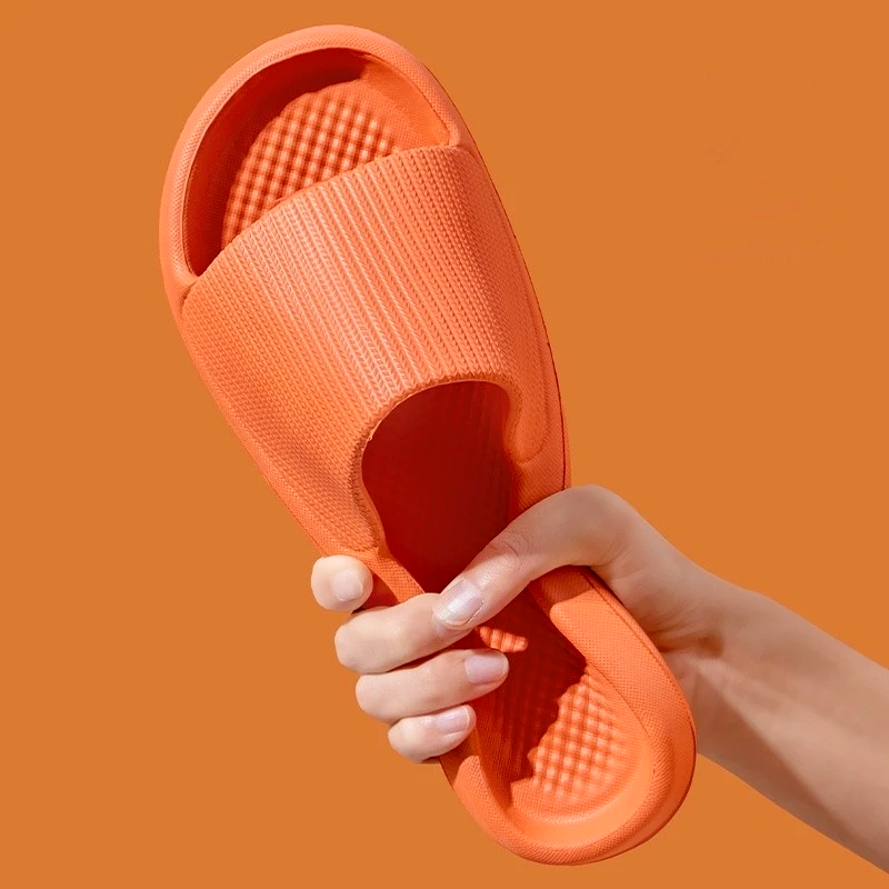 Pluff Cloud Slippers