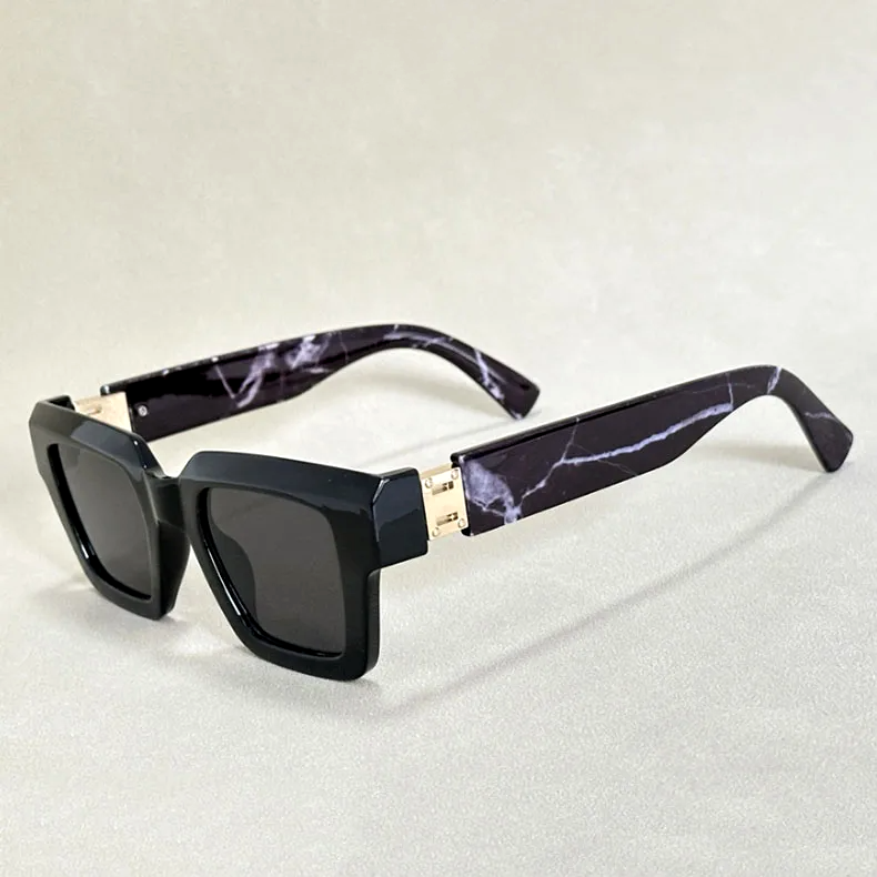 Matteo Square Tint Shades